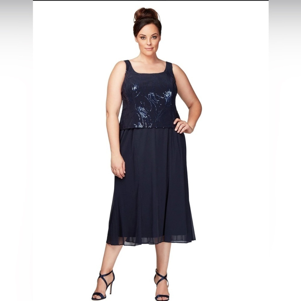 Alex Evenings Women's Size Tea Length Dress Size 12P NWT (No jacket)